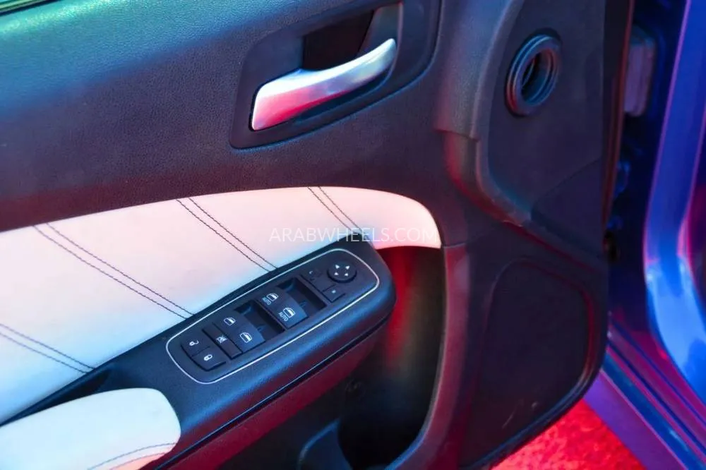 Dodge Charger 2023 for Sale in Sharjah Image-10