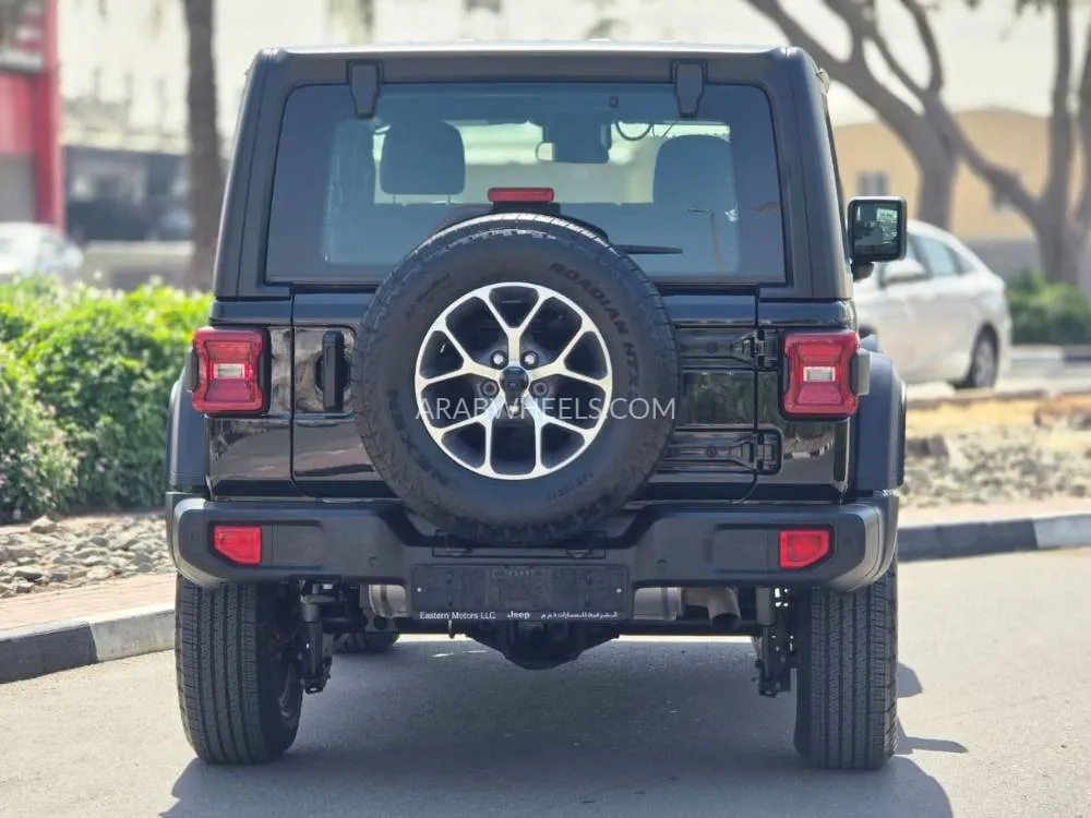 Jeep Wrangler 2024 for Sale in Dubai Image-12