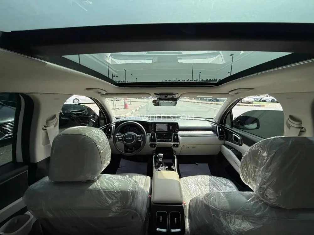 Kia Sorento 2023 for Sale in Sharjah Image-13
