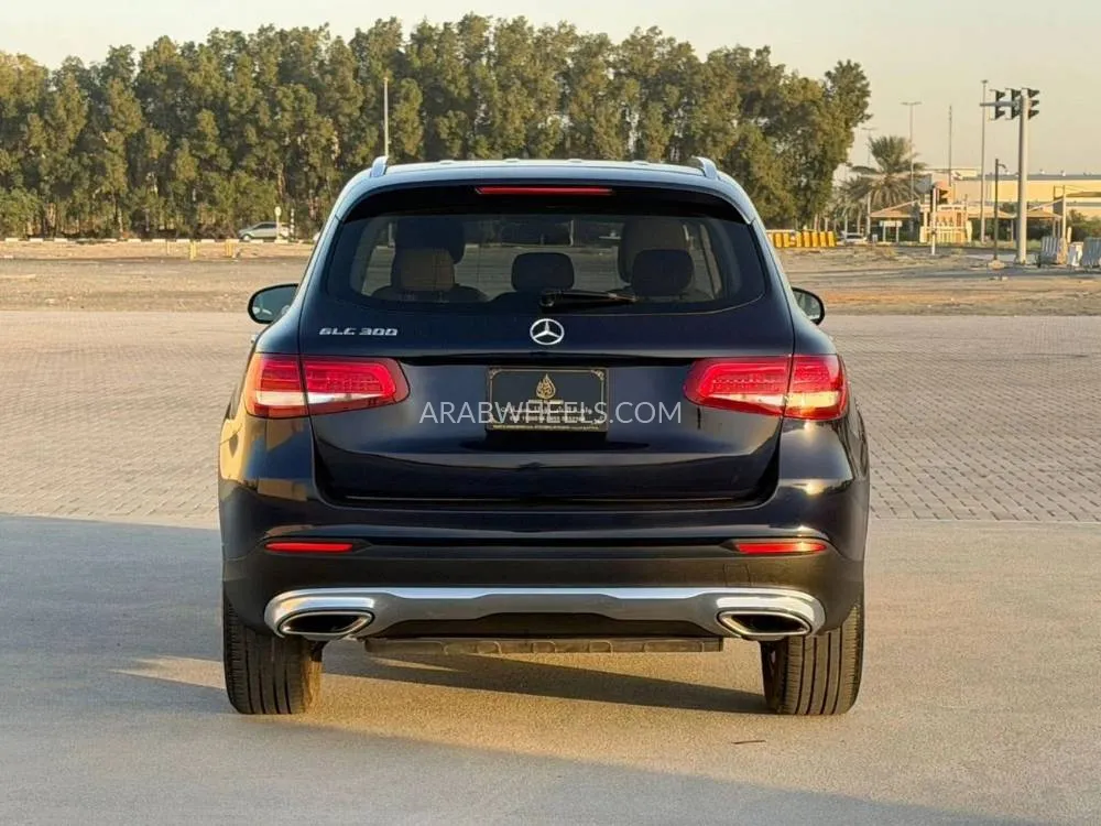 Mercedes Benz GLC Class 2018 for Sale in Sharjah Image-6
