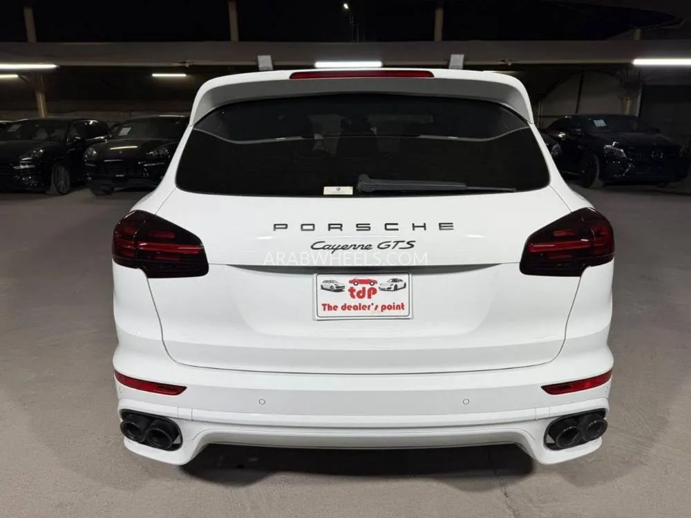 Porsche Cayenne 2016 for Sale in Dubai Image-5