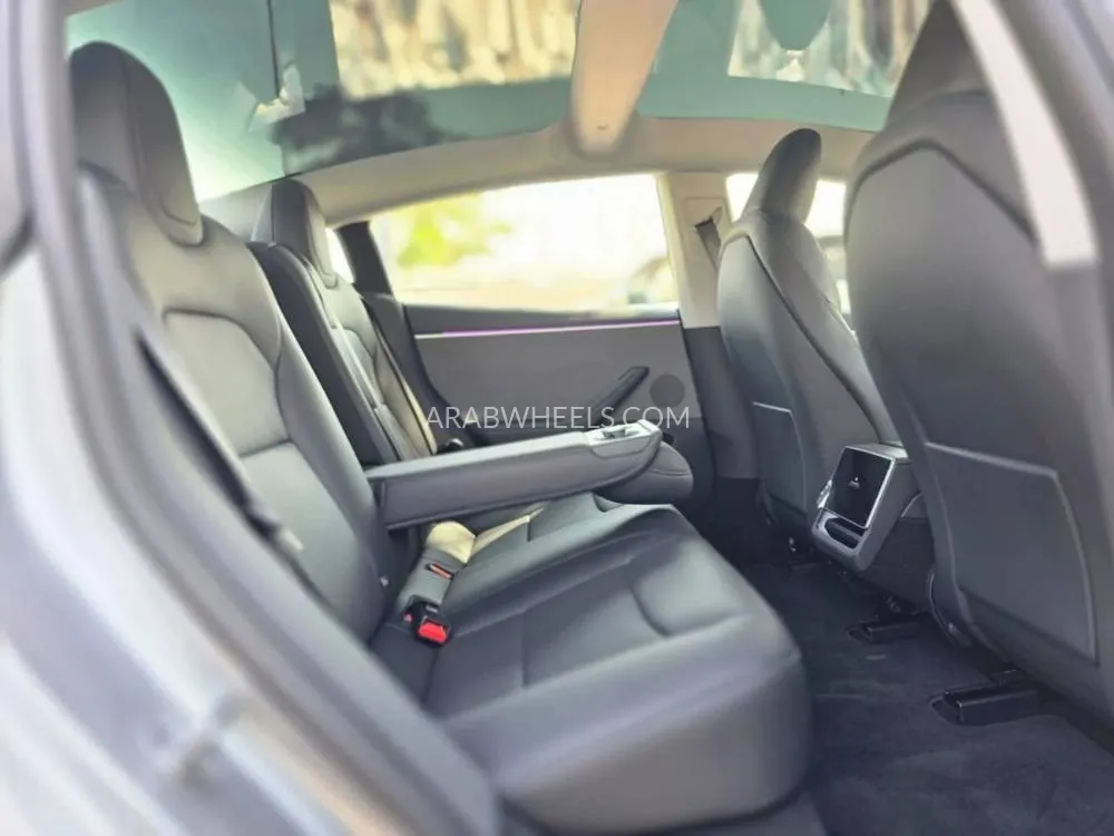 Tesla Model 3 2025 for Sale in Dubai Image-8