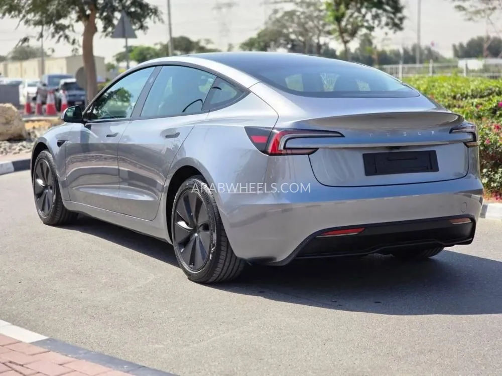 Tesla Model 3 2025 for Sale in Dubai Image-10