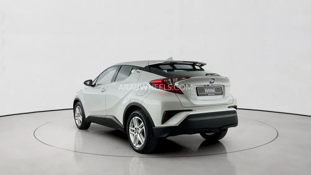 Toyota C-HR 2023 for Sale in Sharjah Image-4