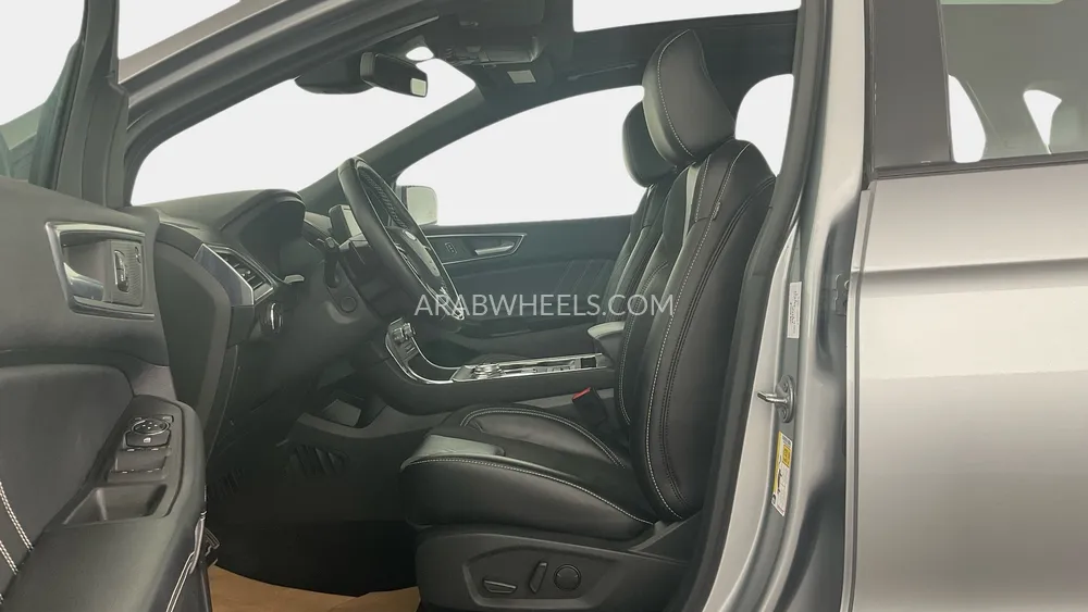 Ford Edge 2022 for Sale in Sharjah Image-24