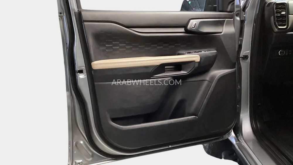 Ford Everest 2024 for Sale in Dubai Image-14