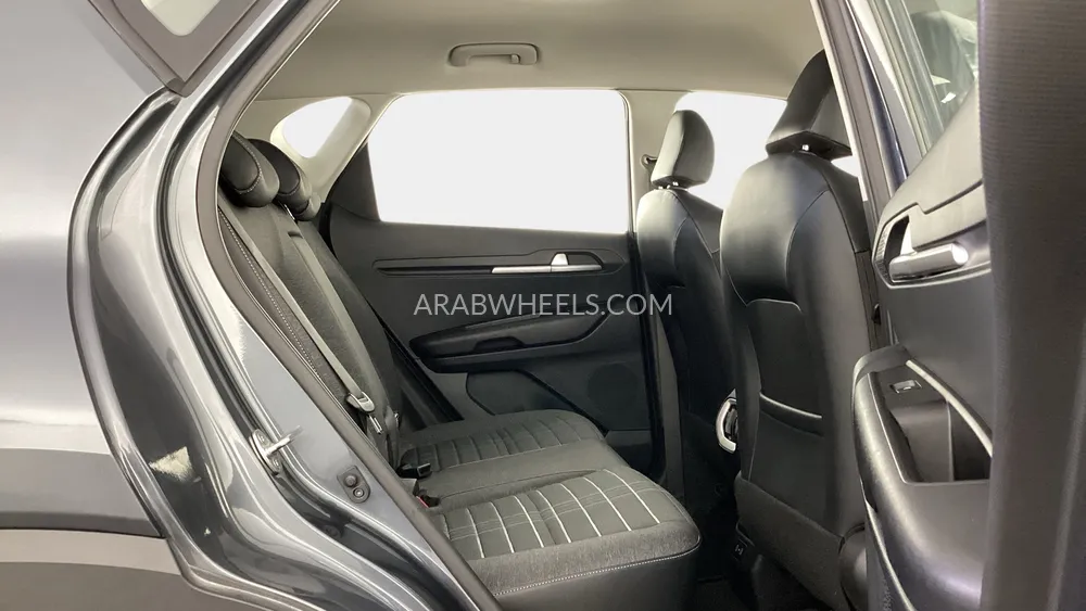 Kia Sonet 2024 for Sale in Sharjah Image-14