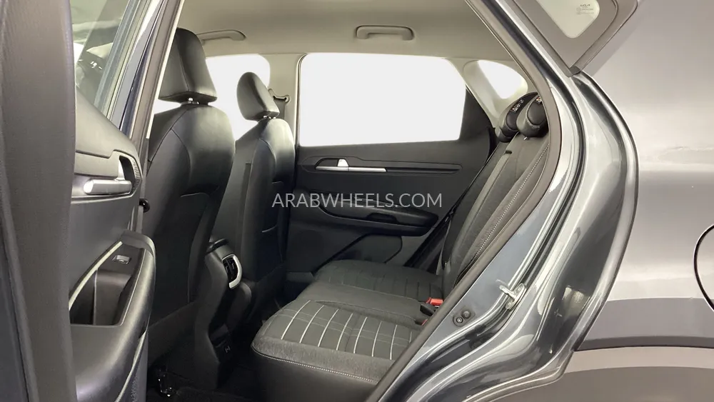 Kia Sonet 2024 for Sale in Sharjah Image-24
