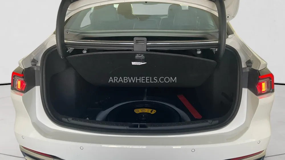 Ford Taurus 2024 for Sale in Dubai Image-14