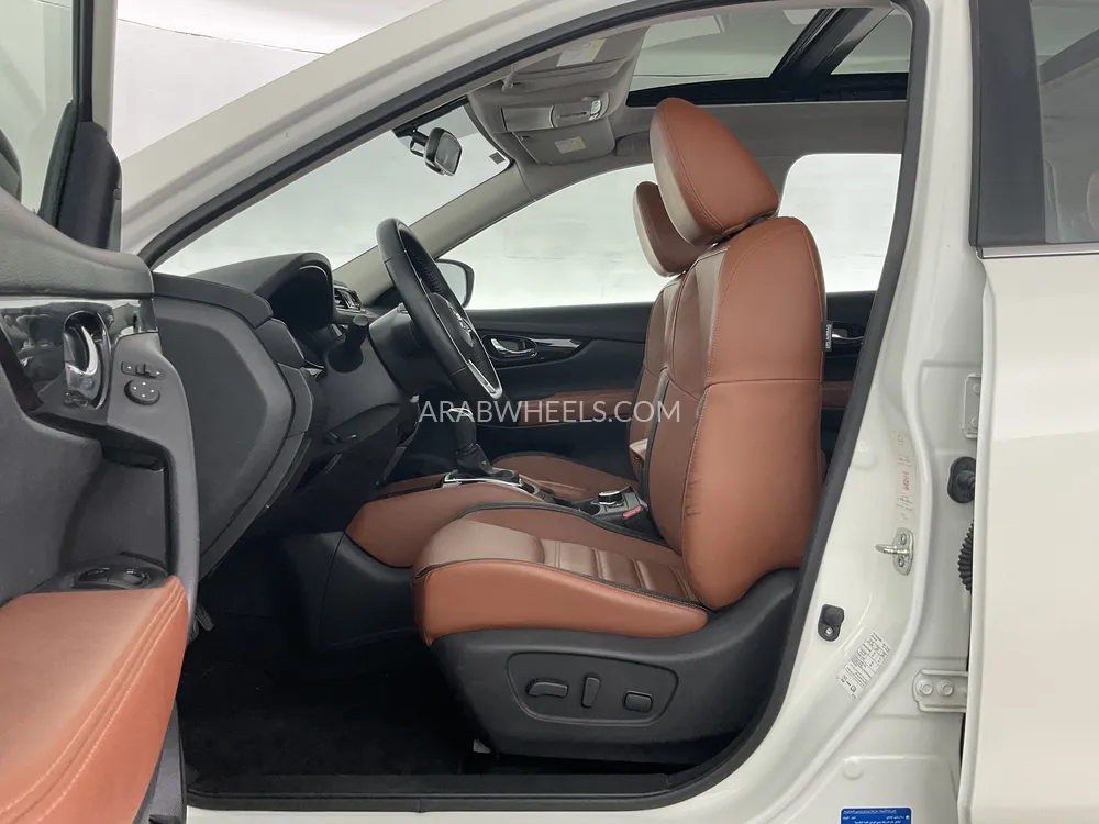 Nissan X-Trail 2022 for Sale in Dubai Image-23