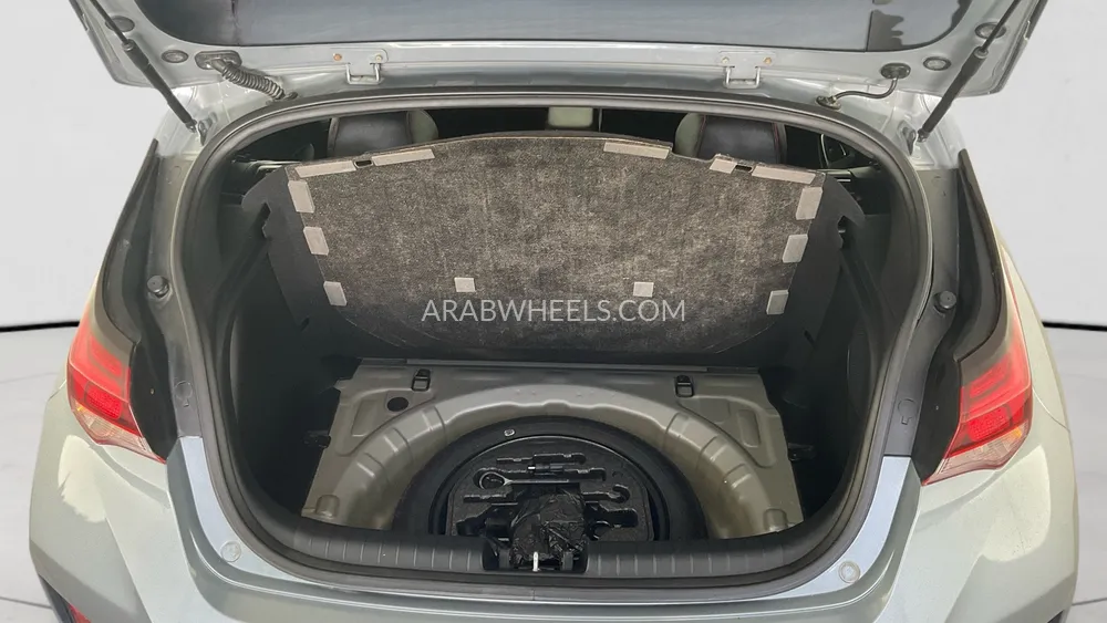 هيونداي فيلوسستر 2019 for Sale in الشارقة Image-14