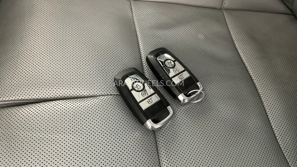 Lincoln Navigator 2021 for Sale in Sharjah Image-17