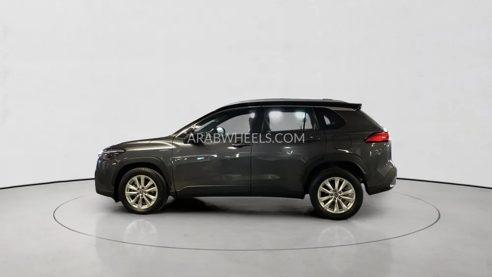 Toyota Corolla Cross 2024 for Sale in Sharjah Image-8