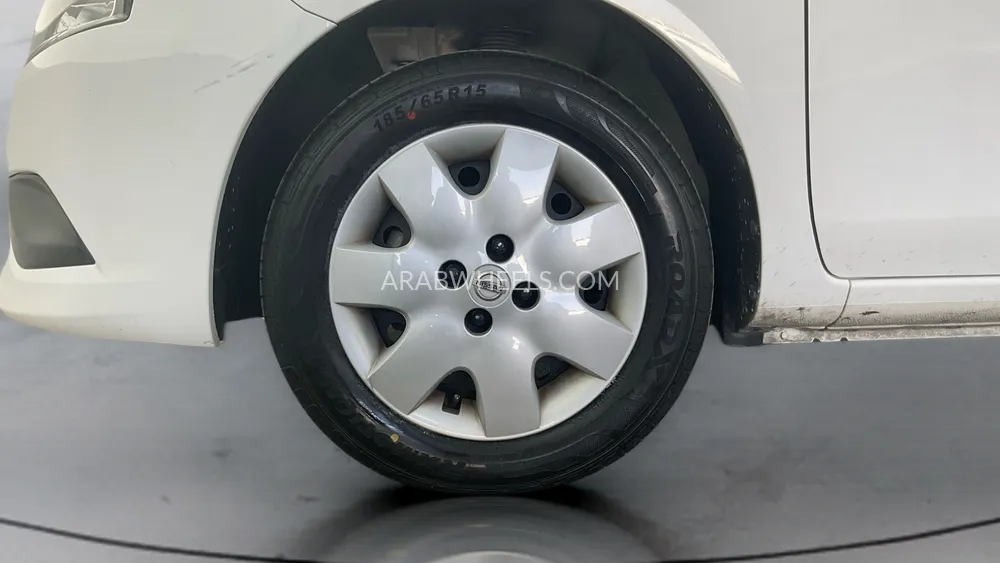 Nissan Sunny 2023 for Sale in Dubai Image-9