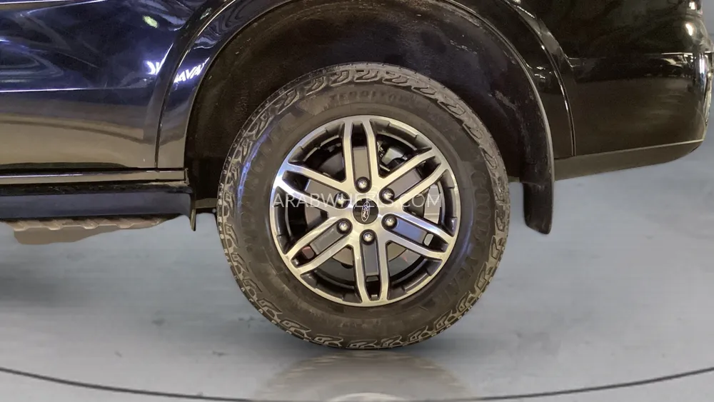 Ford Everest 2024 for Sale in Dubai Image-10