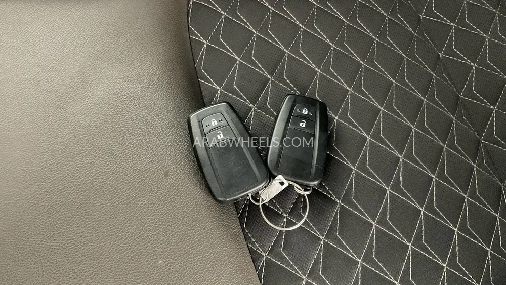 Toyota C-HR 2023 for Sale in Dubai Image-17