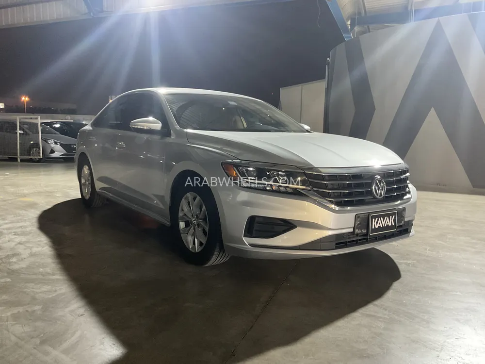 Volkswagen Passat 2020 for Sale in Dubai Image-3