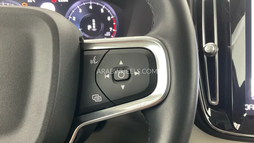 Volvo XC40 2022 for Sale in Dubai Image-22