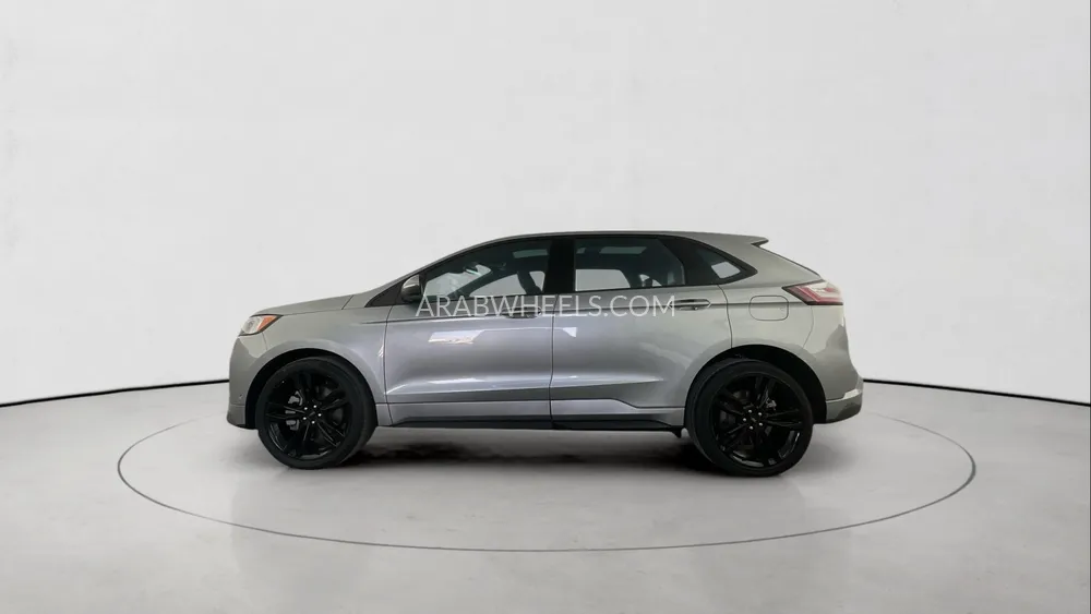 Ford Edge 2023 for Sale in Sharjah Image-7