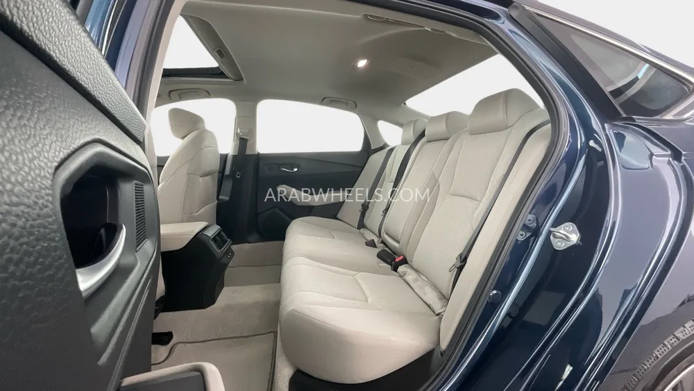 Honda Accord 2024 for Sale in Sharjah Image-11
