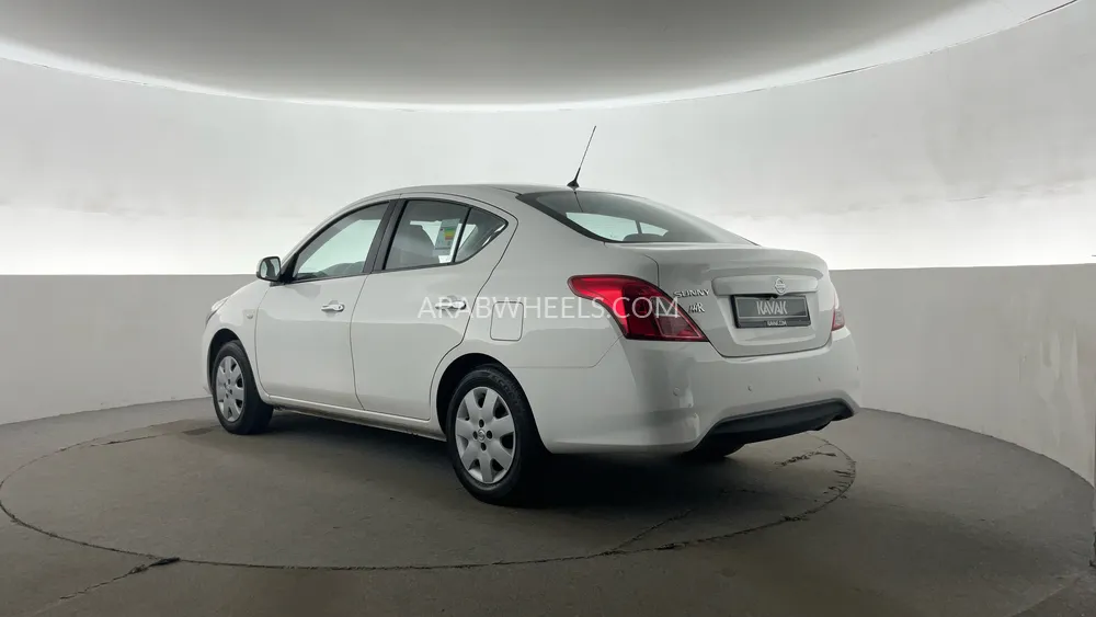 Nissan Sunny 2023 for Sale in Dubai Image-4