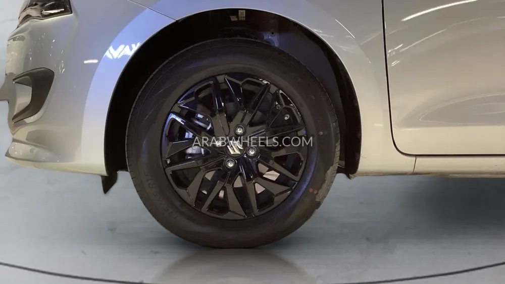 Suzuki Dzire 2025 for Sale in Dubai Image-9
