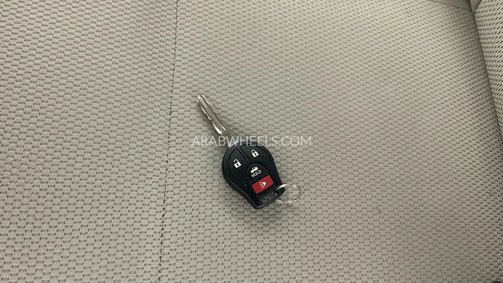 Nissan Sunny 2023 for Sale in Dubai Image-15