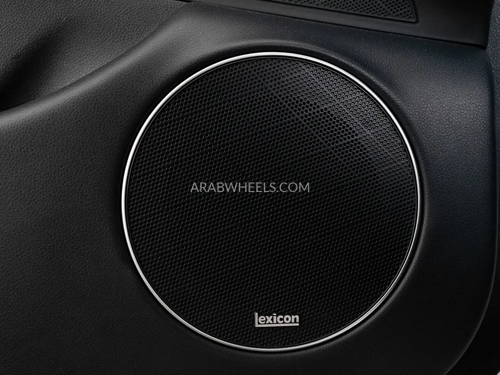 جينيسيس GV70 2024 for Sale in دبي Image-10