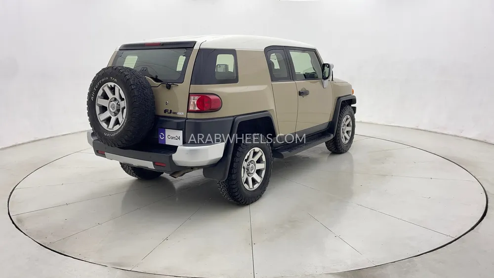 Toyota FJ Cruiser 2021 for Sale in Dubai Image-3