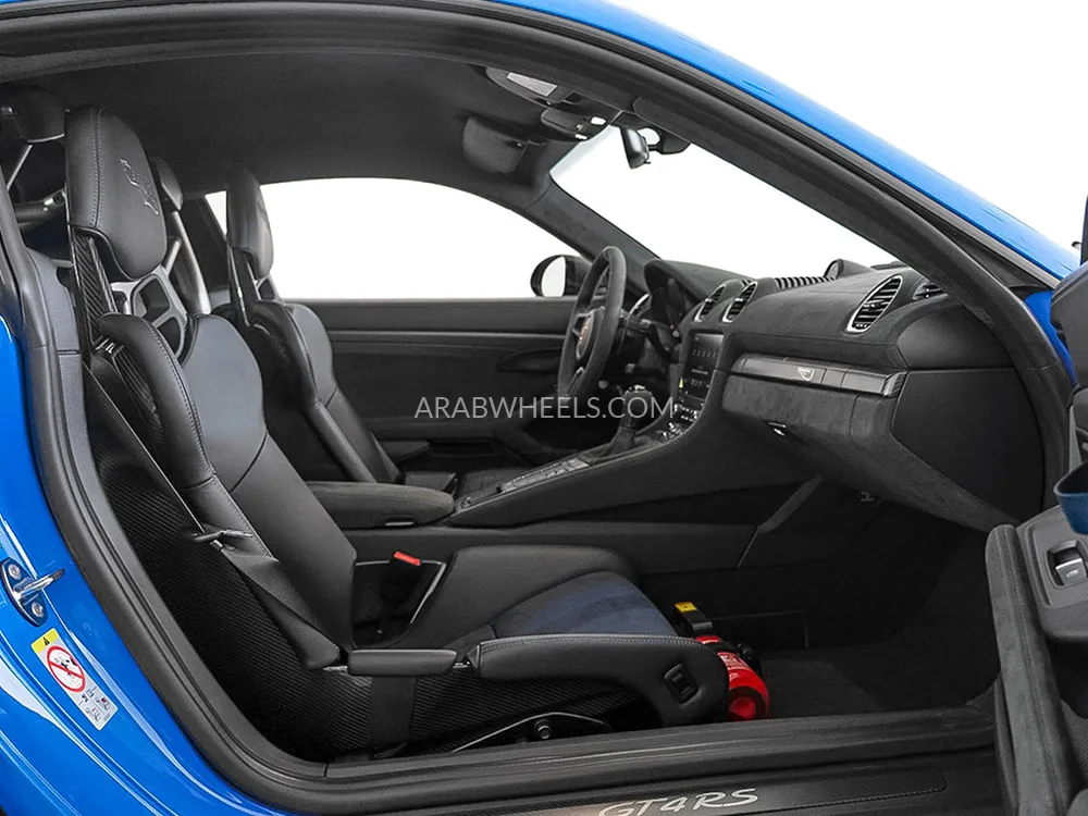 Porsche 718 2023 for Sale in Dubai Image-11