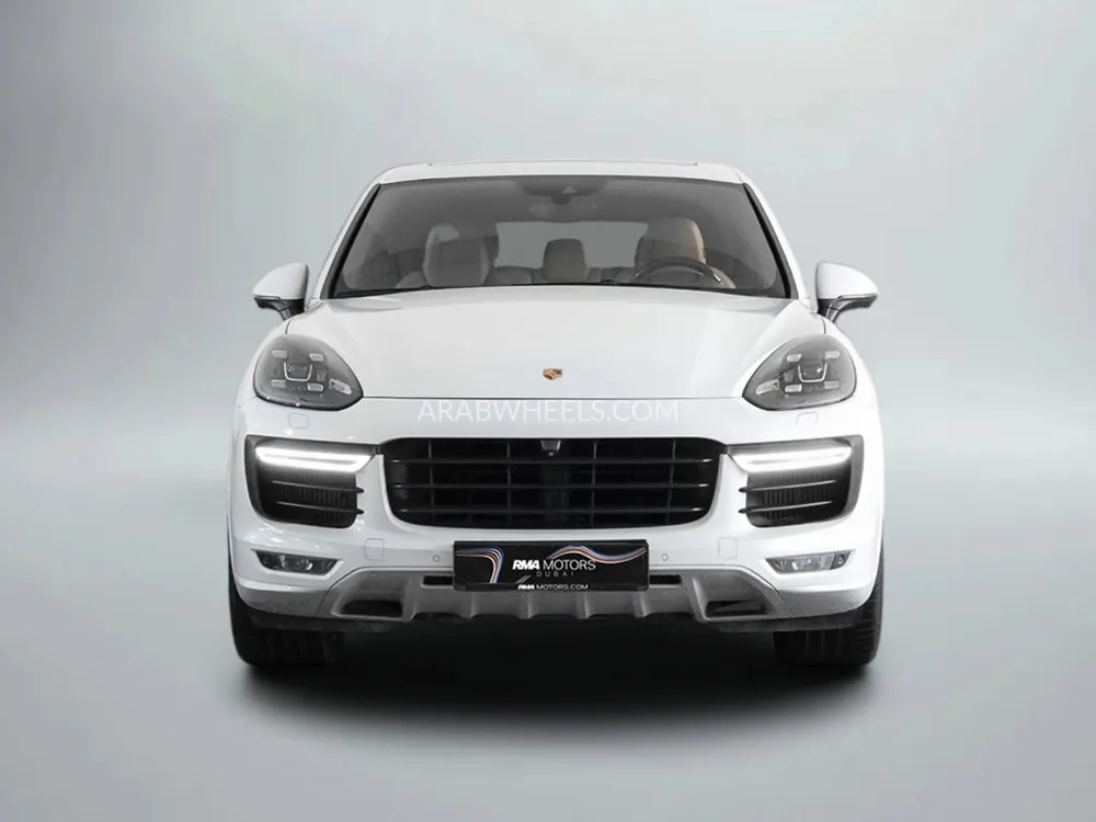 Porsche Cayenne 2017 for Sale in Dubai Image-3
