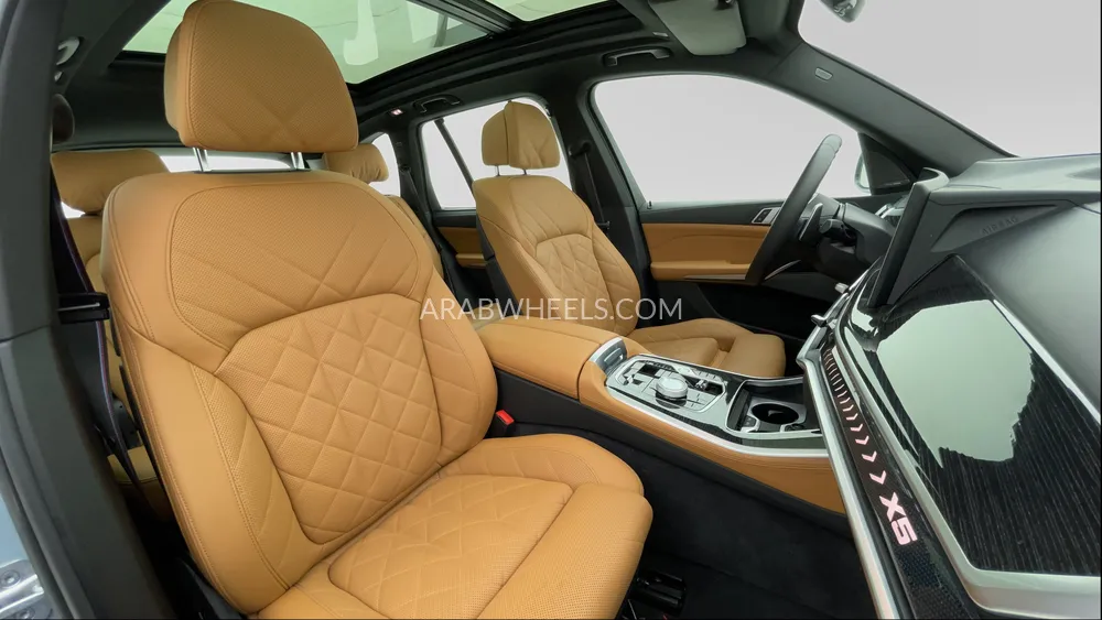 BMW X5 2024 for Sale in Dubai Image-28
