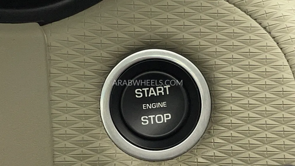 Land Rover Range Rover Velar 2020 for Sale in Dubai Image-21