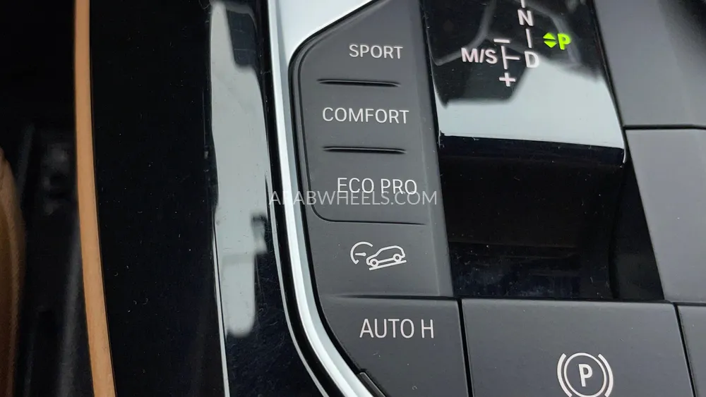 BMW X4 2025 for Sale in Dubai Image-40