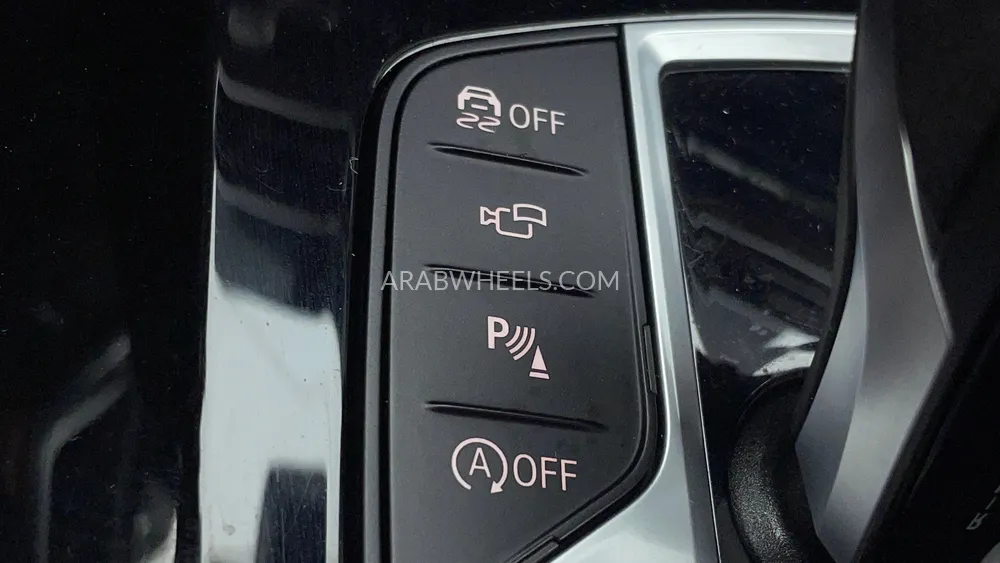 BMW X4 2025 for Sale in Dubai Image-43