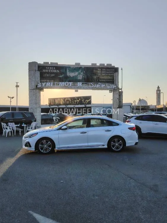 Hyundai Sonata 2018 for Sale in Ajman Image-3
