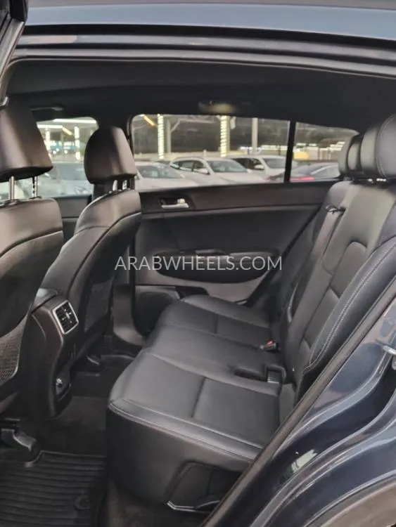 Kia Sportage 2020 for Sale in Ajman Image-9