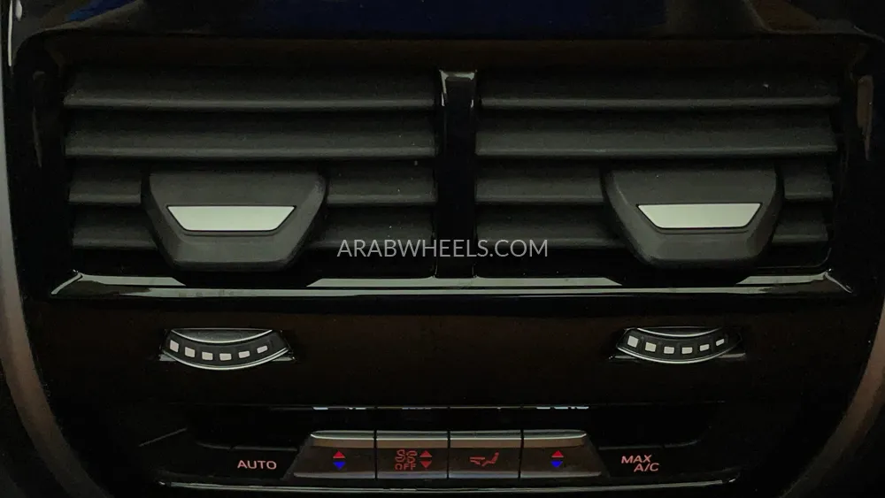 BMW X5 2021 for Sale in Dubai Image-27