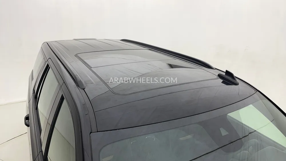 GMC Yukon 2023 for Sale in Dubai Image-11