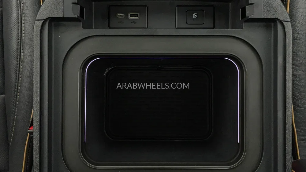 GMC Yukon 2023 for Sale in Dubai Image-62