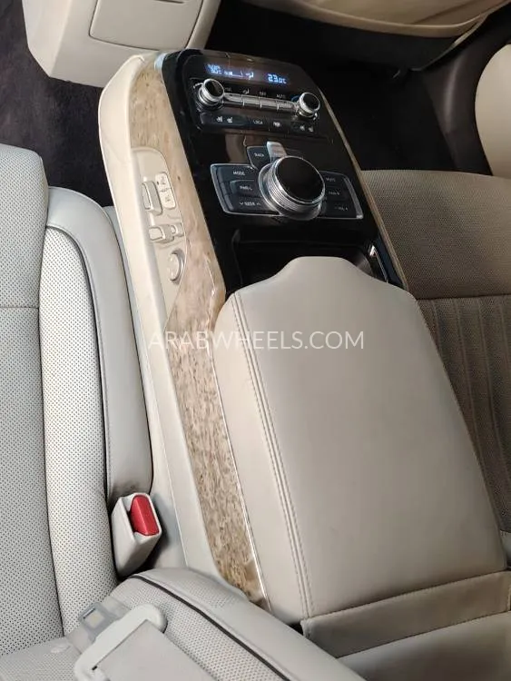 Genesis G90 2019 for Sale in Ajman Image-12