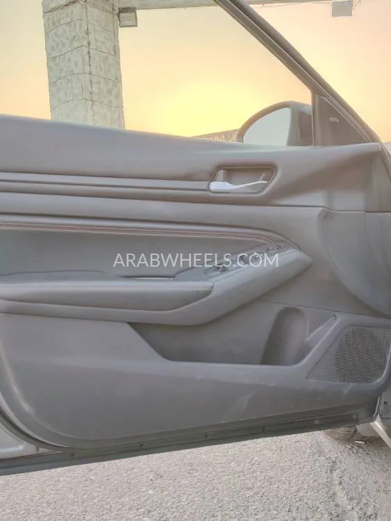 Nissan Altima 2019 for Sale in Ajman Image-9