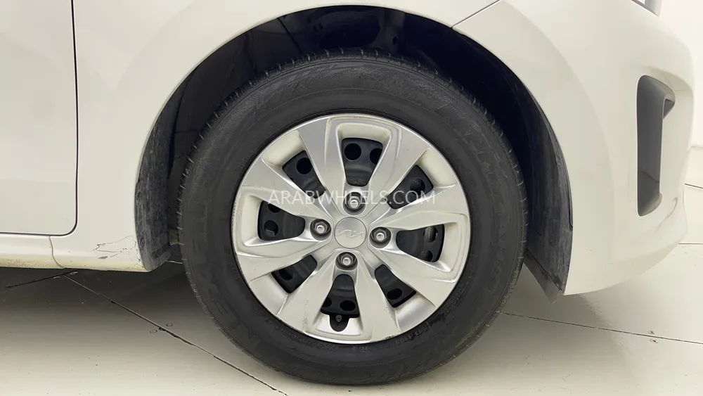 Kia Pegas 2024 for Sale in Dubai Image-10