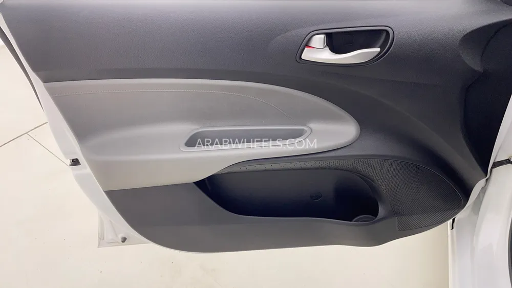 Kia Pegas 2024 for Sale in Dubai Image-19