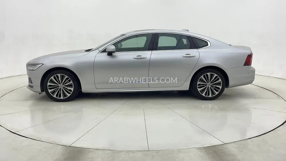 Volvo S90 2022 for Sale in Dubai Image-6