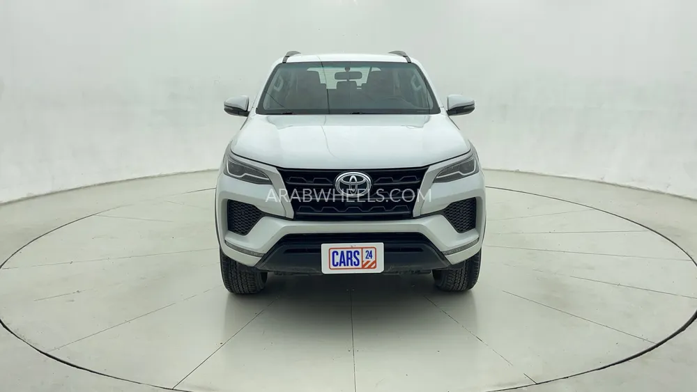 Toyota Fortuner 2024 for Sale in Dubai Image-8