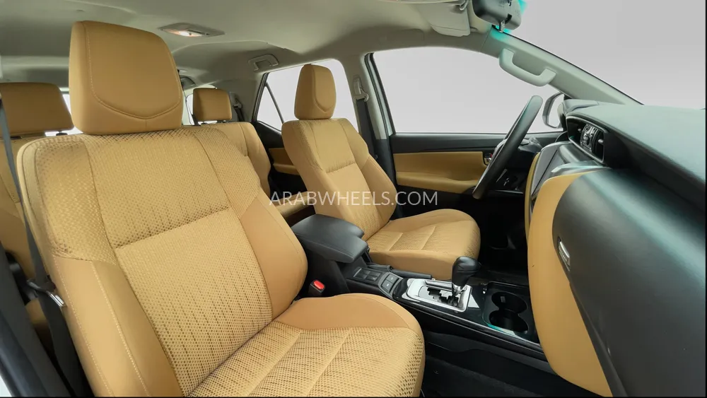 Toyota Fortuner 2024 for Sale in Dubai Image-23