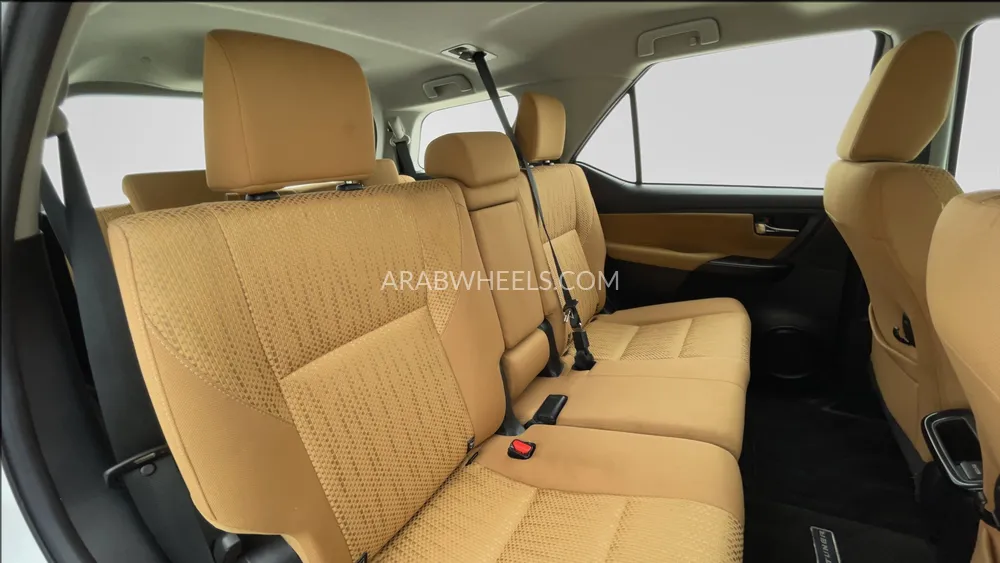Toyota Fortuner 2024 for Sale in Dubai Image-24