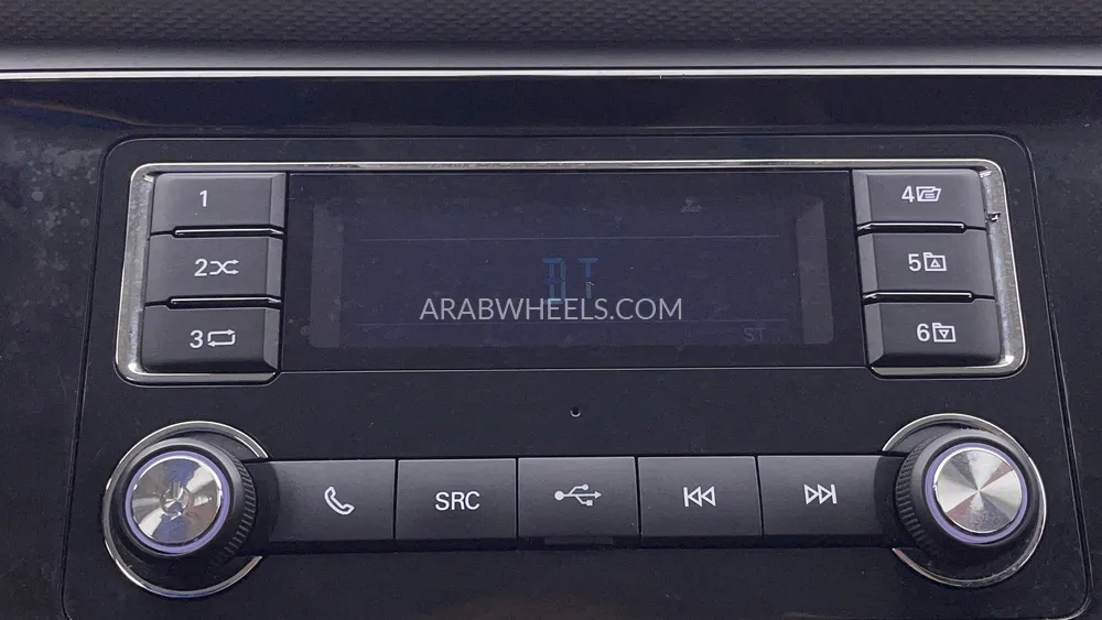 MG 5 2023 for Sale in Dubai Image-27