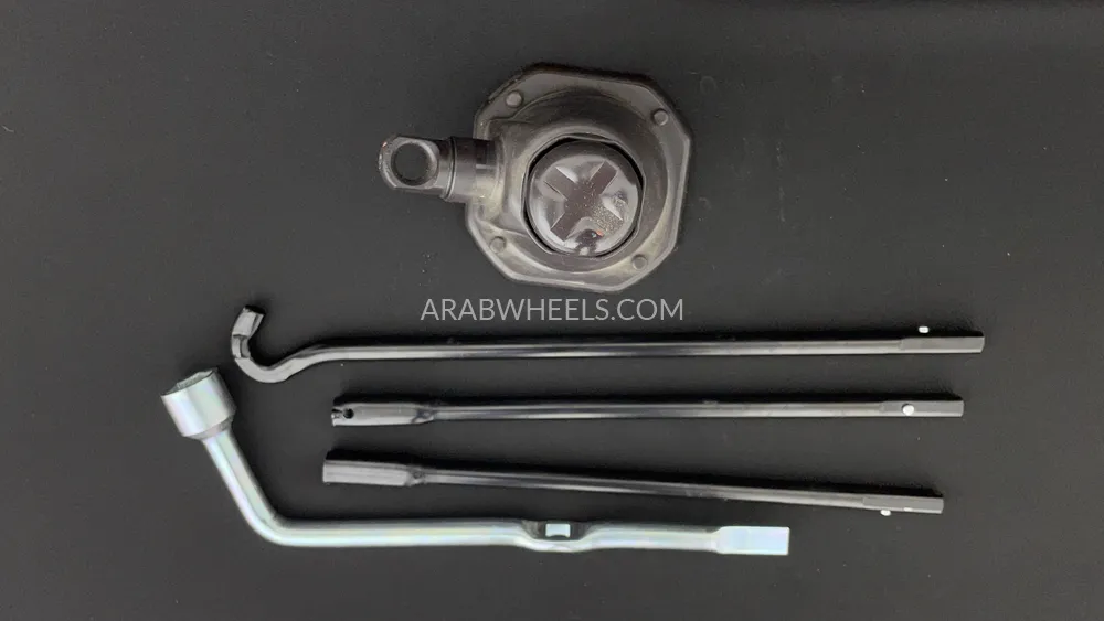 Toyota Fortuner 2024 for Sale in Dubai Image-28